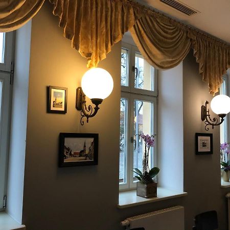 Hotel Und Restaurant Zum Deutschen Hause ลืบเบอเนา ภายนอก รูปภาพ